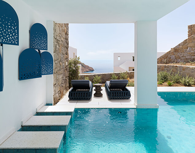 Hideaway Villa with Private Pool and Spa Bath